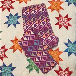 LuLaRoe Tall & Curvy leggings